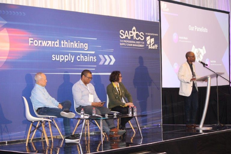 Panel discussion on the National Logistics Crisis Committee at the SAPICS Conference.