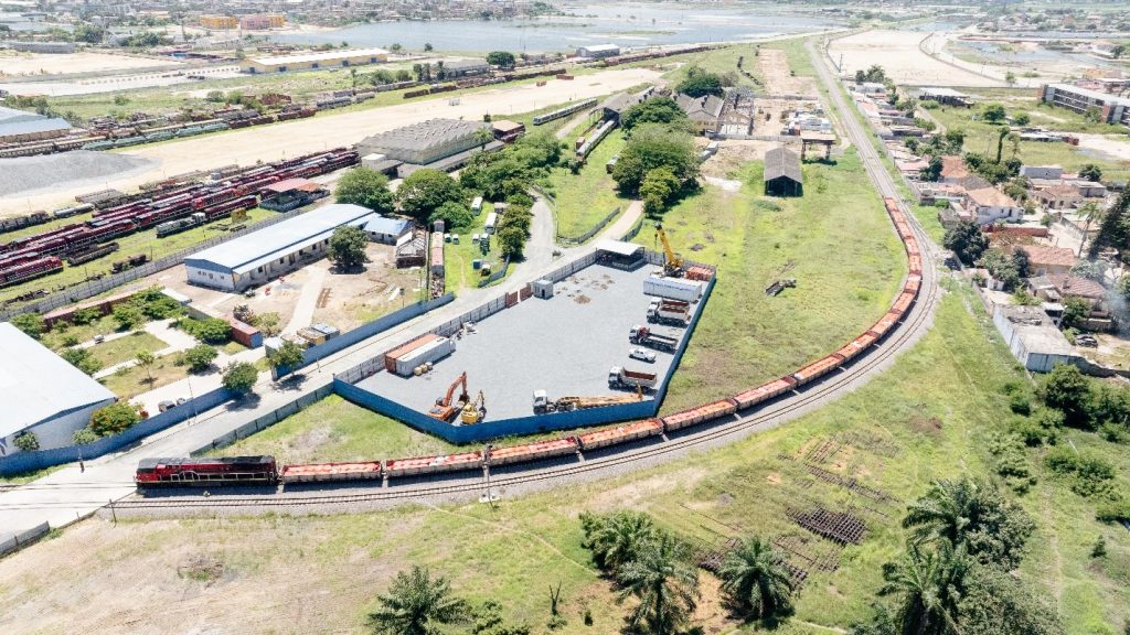 The shipment of copper concentrate on arrival at the Lobito port, ready for unloading.