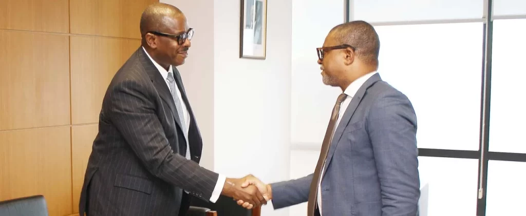 Minister of Economy and Finance and African Development Bank Governor Ernesto Max Elias Tonela and Solomon Quaynor, the Bank’s Vice President for Private Sector, Infrastructure and Industrialization.