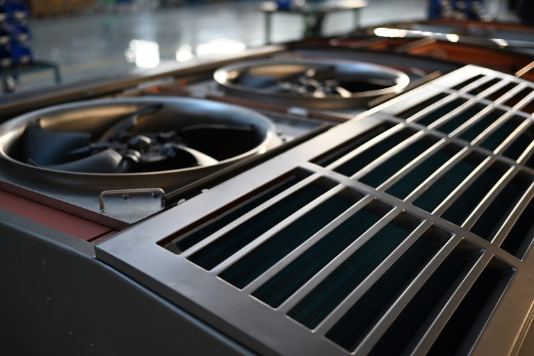 Heating-, ventilation-, and air-conditioning- (HVAC) systems from Liebherr enable a reliable and constant indoor climate on board trains despite extreme outside temperatures. - © Liebherr